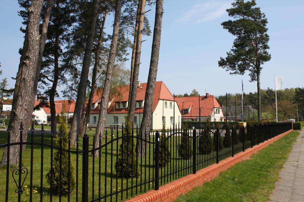 Osrodek Wypoczynkowy Merkury Mrzezyno Exterior photo